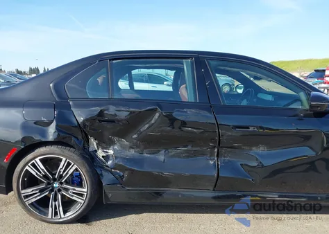 2024 BMW I7 M70 from USA, damaged, VIN WBY83EH00RCP70463
